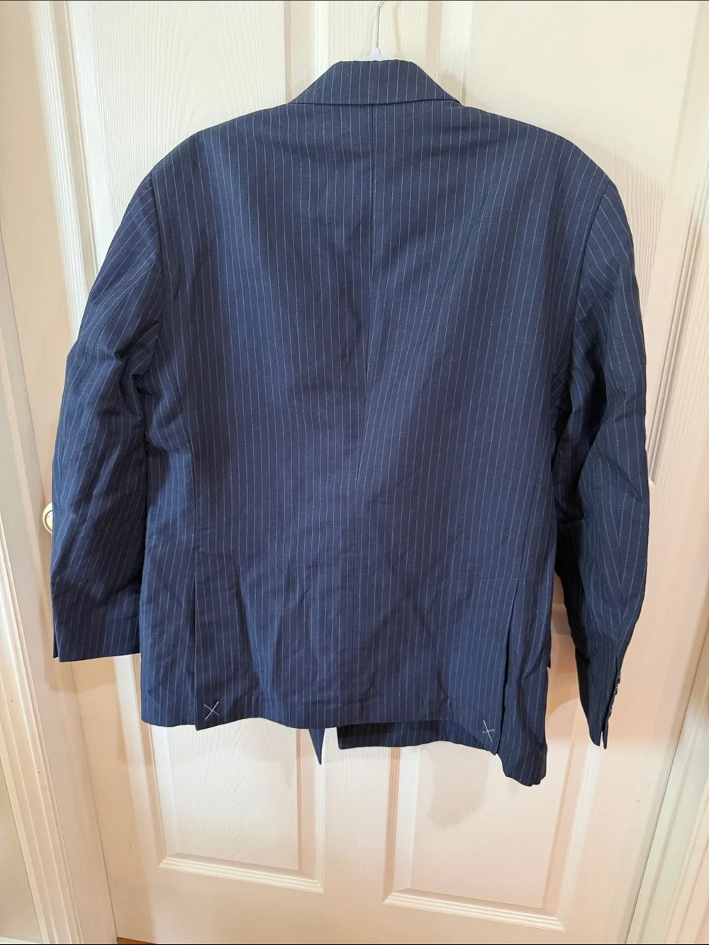 Todd Snyder Navy Pinstripe Double-Breasted Suit Jacket Sz 40S.  New